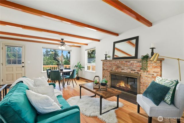157 Summit Avenue, Fircrest, WA 98466