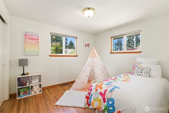 157 Summit Avenue, Fircrest, WA 98466