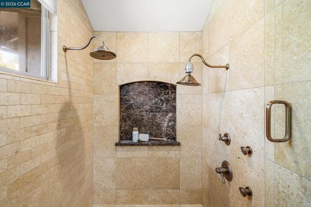 551 Blackhawk Club Dr, Danville, CA 94506