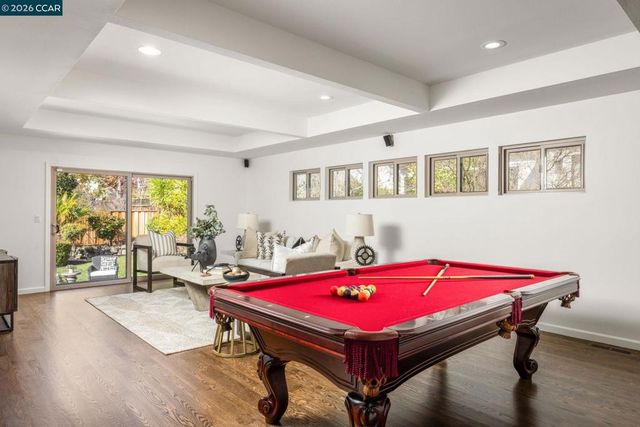 551 Blackhawk Club Dr, Danville, CA 94506