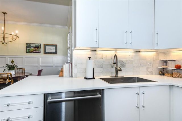 1833 Banking Street A24, Greensboro, NC 27408