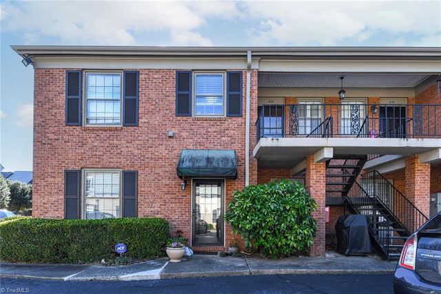 1833 Banking Street A24, Greensboro, NC 27408