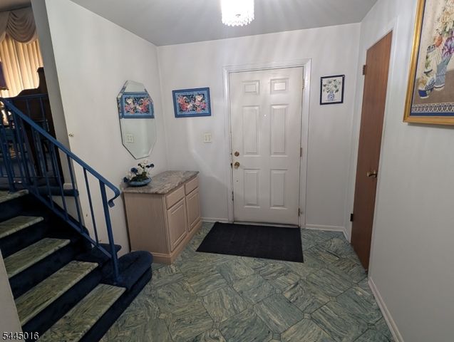 116 Stonehenge Ter, Clark Twp., NJ 07066