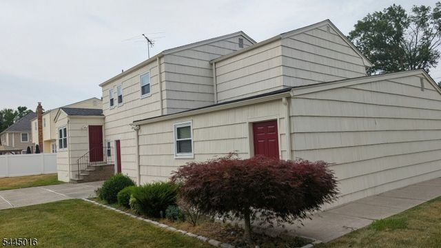 116 Stonehenge Ter, Clark Twp., NJ 07066