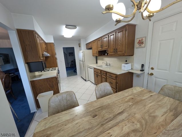 116 Stonehenge Ter, Clark Twp., NJ 07066