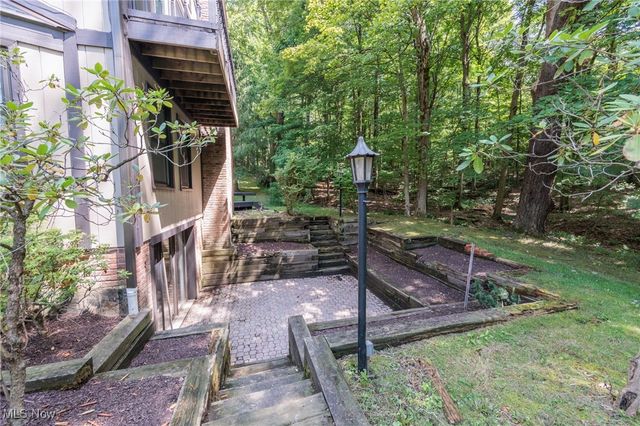 13655 Sperry Road, Novelty, OH 44072