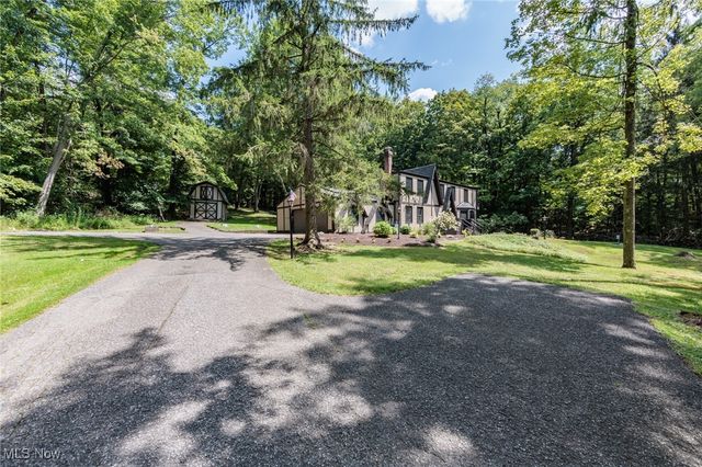 13655 Sperry Road, Novelty, OH 44072