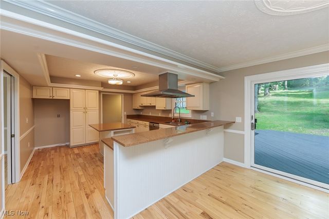 13655 Sperry Road, Novelty, OH 44072