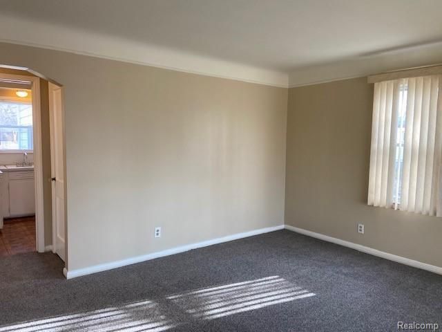 4863 Niagara Street, Wayne, MI 48184