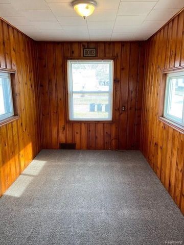 4863 Niagara Street, Wayne, MI 48184