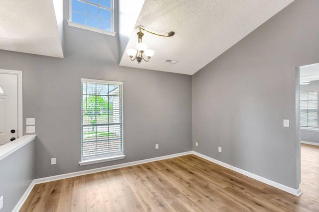 8565 Brookforest Drive, North Charleston, SC 29406