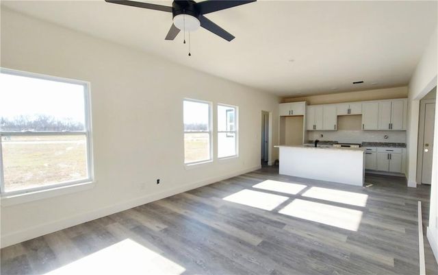 1607 Al Ortolani Way, Pittsburg, KS 66762