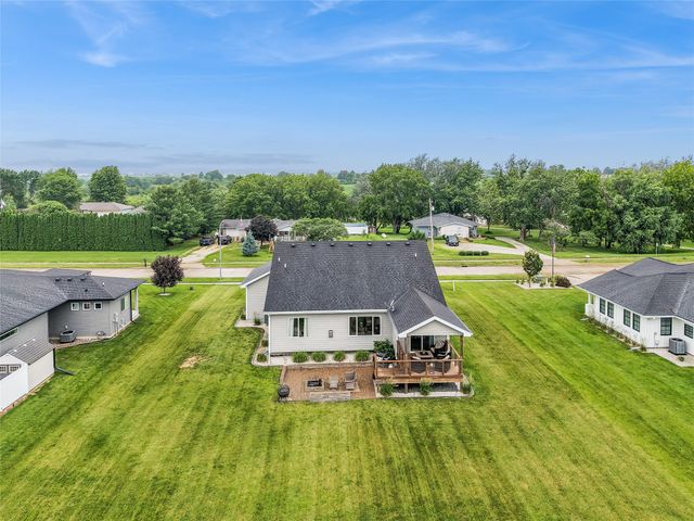 1010 S Y Street, Indianola, IA 50125