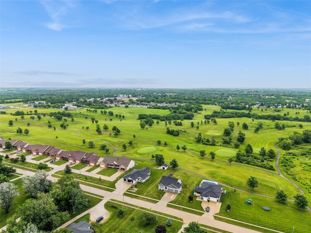 1010 S Y Street, Indianola, IA 50125