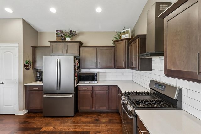 1010 S Y Street, Indianola, IA 50125
