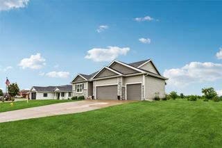1010 S Y Street, Indianola, IA 50125