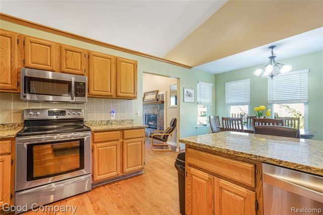 4620 Woodhull Drive, Clarkston, MI 48346