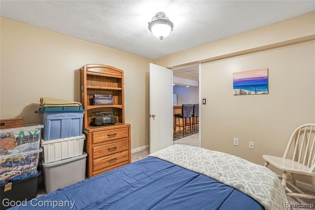 4620 Woodhull Drive, Clarkston, MI 48346