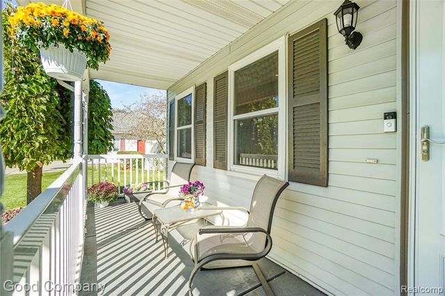 4620 Woodhull Drive, Clarkston, MI 48346