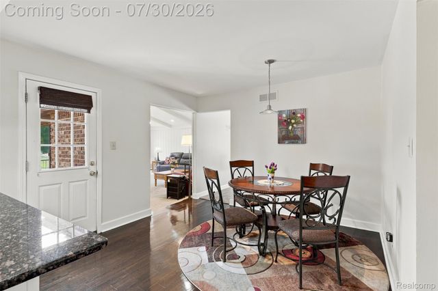 35379 Northmont Drive, Farmington Hills, MI 48331