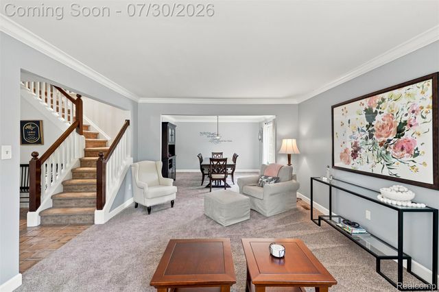 35379 Northmont Drive, Farmington Hills, MI 48331