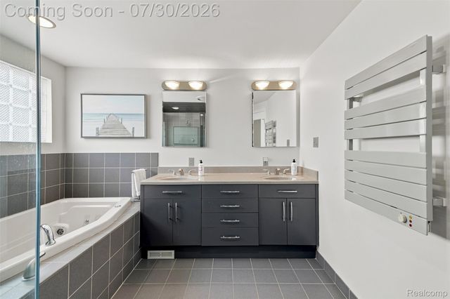 35379 Northmont Drive, Farmington Hills, MI 48331