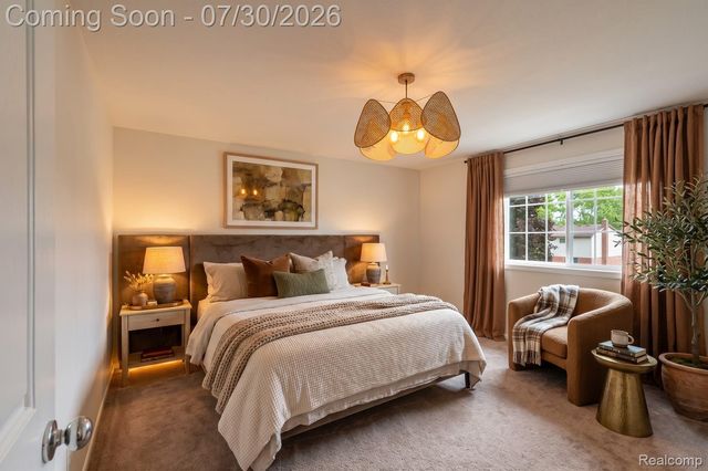 35379 Northmont Drive, Farmington Hills, MI 48331