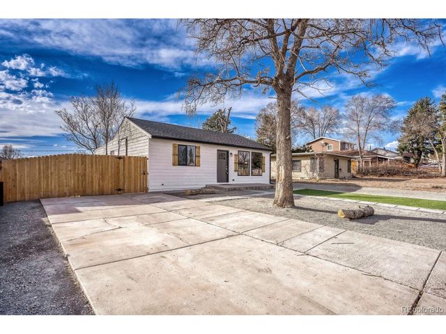 1165 S Winona Ct, Denver, CO 80219