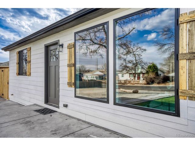 1165 S Winona Ct, Denver, CO 80219