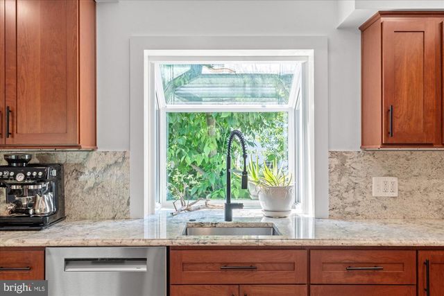 3800 RIDGELEA DR, Fairfax, VA 22031