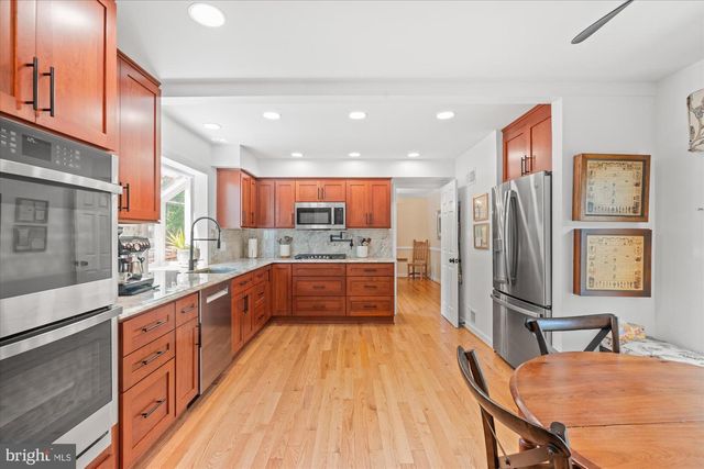 3800 RIDGELEA DR, Fairfax, VA 22031