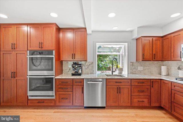 3800 RIDGELEA DR, Fairfax, VA 22031