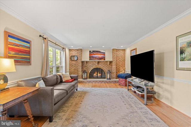 3800 RIDGELEA DR, Fairfax, VA 22031