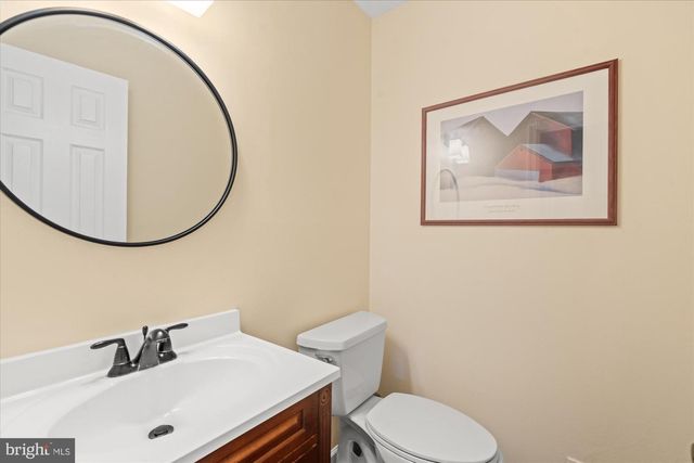 3800 RIDGELEA DR, Fairfax, VA 22031