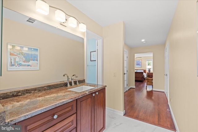 3800 RIDGELEA DR, Fairfax, VA 22031