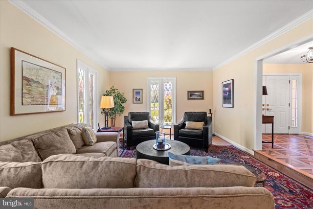 3800 RIDGELEA DR, Fairfax, VA 22031