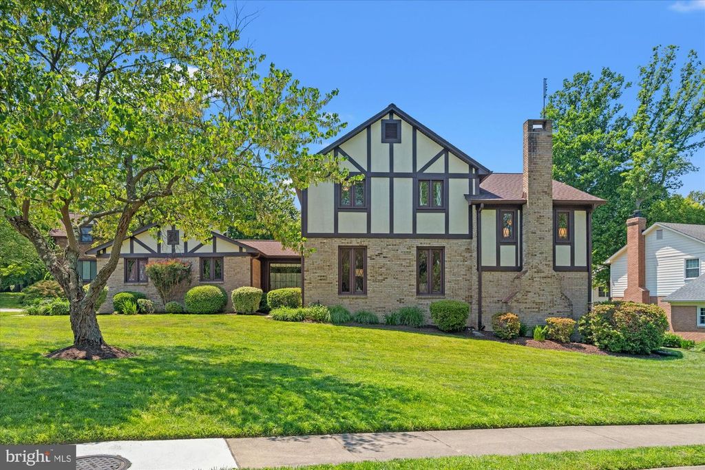 3800 RIDGELEA DR, Fairfax, VA 22031
