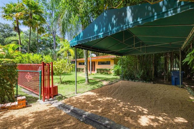 10520 SW 124th Street, Miami, FL 33176
