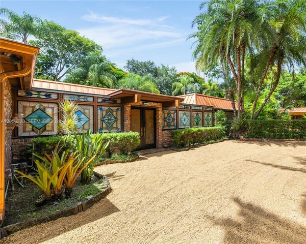 10520 SW 124th Street, Miami, FL 33176