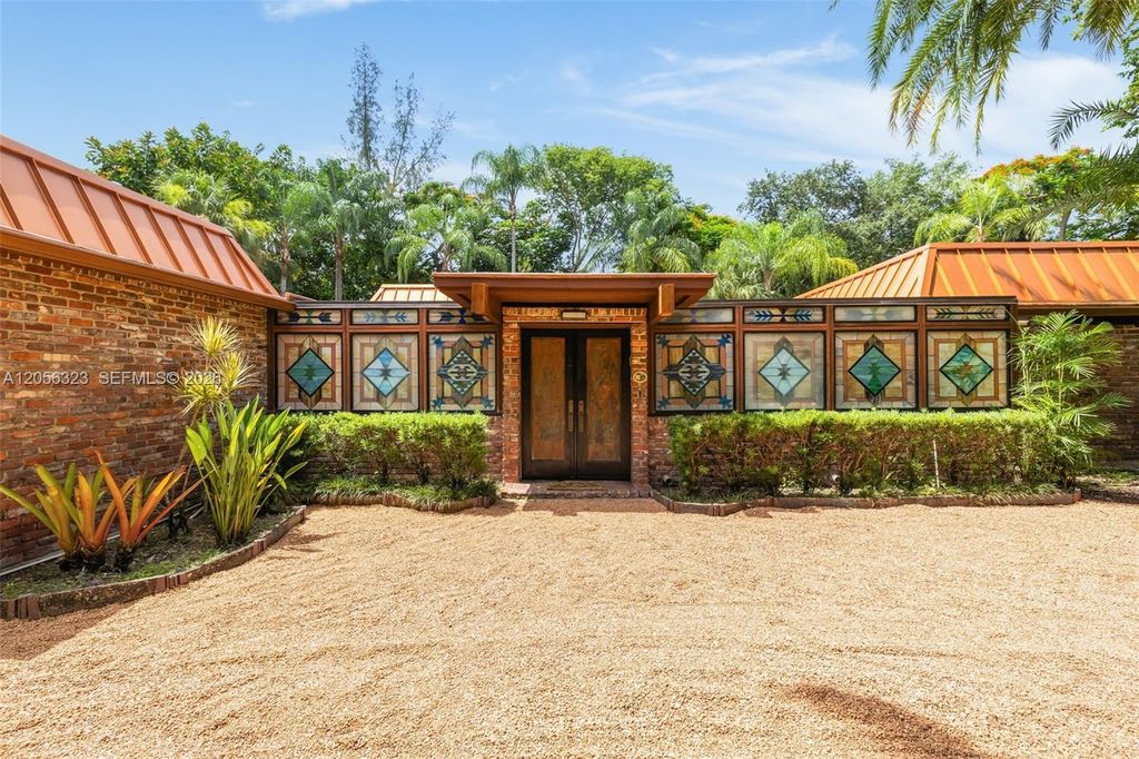 10520 SW 124th Street, Miami, FL 33176