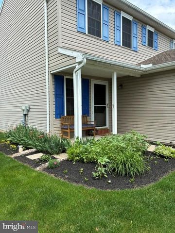 15 LIGHTHOUSE DR, Jonestown, PA 17038