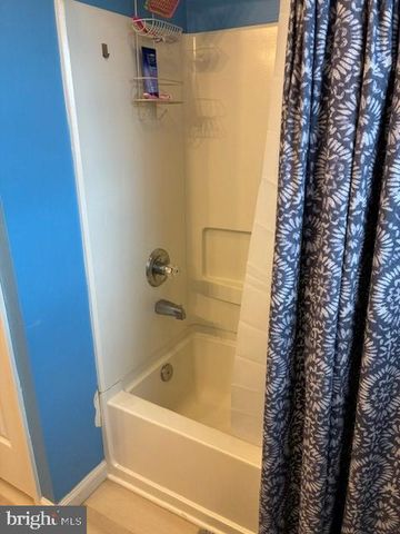 15 LIGHTHOUSE DR, Jonestown, PA 17038