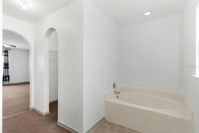 125 VISTA VIEW AVENUE, Eagle Lake, FL 33839