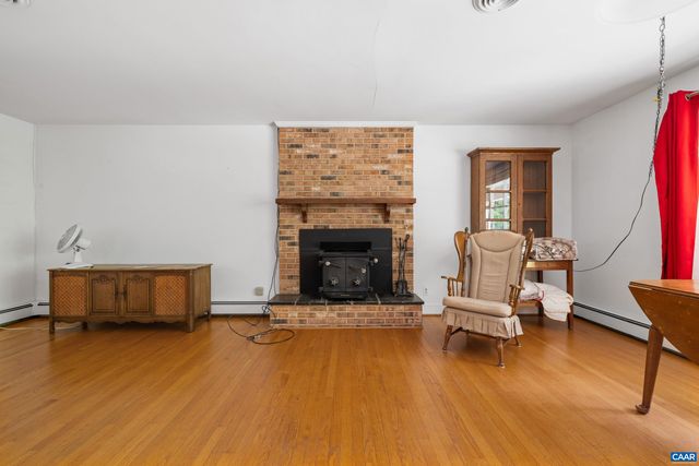 5662 LAUREL RIDGE RD, Ruckersville, VA 22968