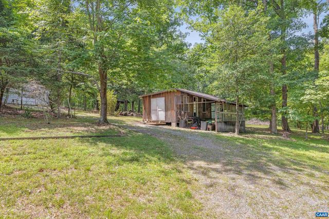 5662 LAUREL RIDGE RD, Ruckersville, VA 22968