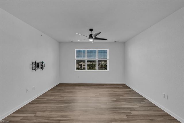 1732 Dromolin Dr Ste 305, Virginia Beach, VA 23456