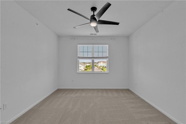1732 Dromolin Dr Ste 305, Virginia Beach, VA 23456