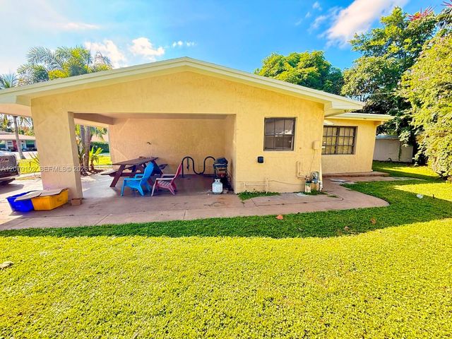 502 Ibis Drive, Delray Beach, FL 33444