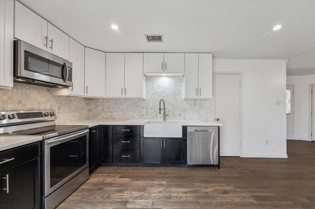 2522 Old Fort Road, Sugar Land, TX 77479