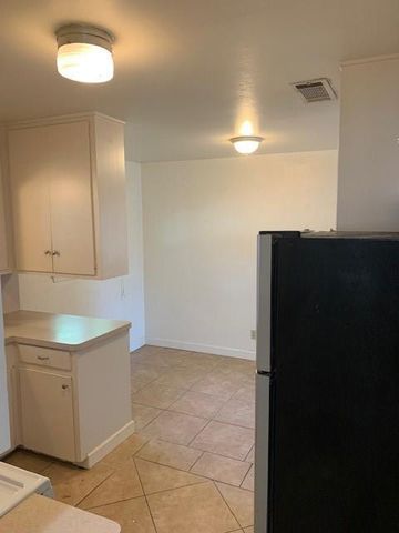 1900 Fairlawn LN 2, Austin, TX 78704